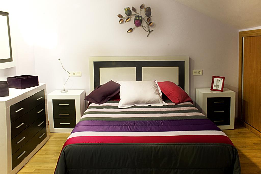 Apartamentos Turísticos Cúllar Vega Habitación foto